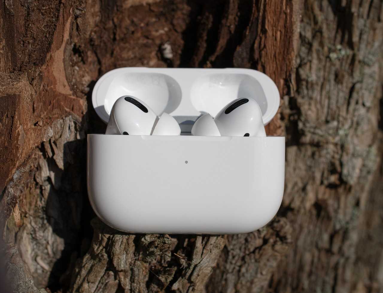 How to use Airpods